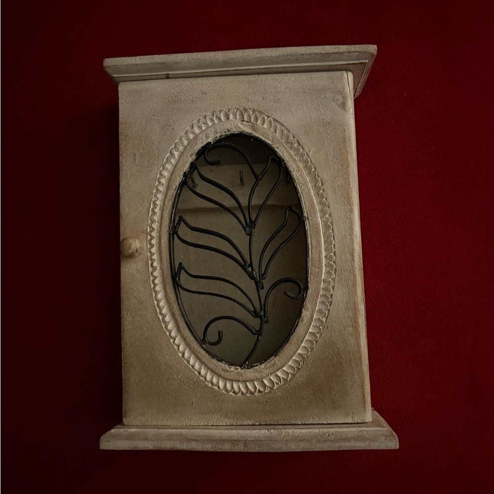 Key box - Picture 3 of 3